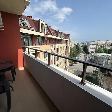 Studio Close To Airport Apartman Szófia